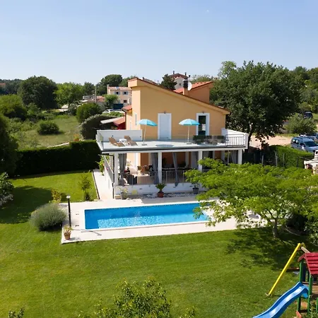 Вилла Exquisite Secluded With Pool - Four Bedroom With Pool