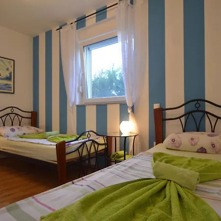 Exquisite Secluded With Pool - Four Bedroom With Pool Канфанар